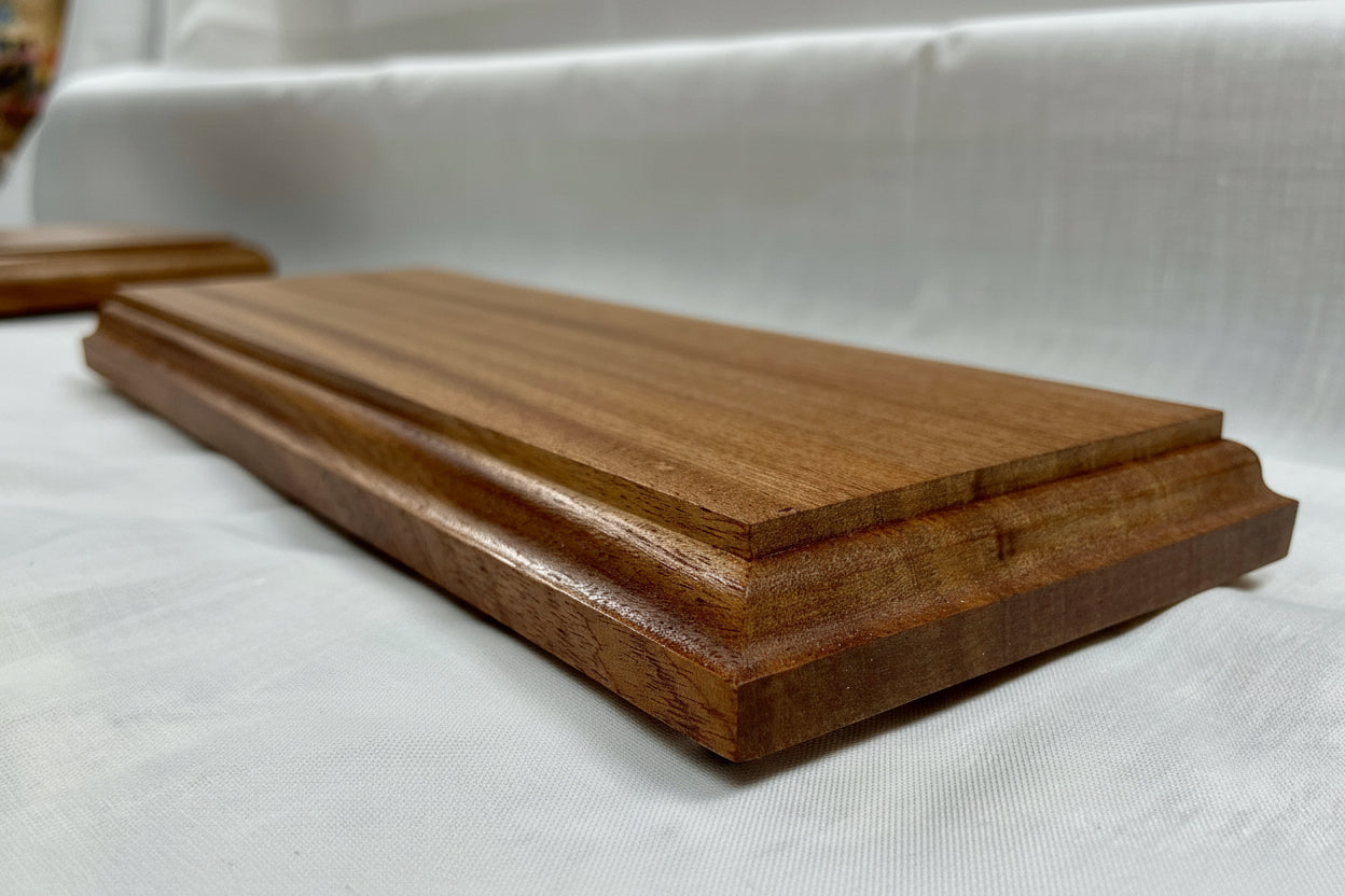 Solid mahogany display plinth with Roman ogee edge UK
